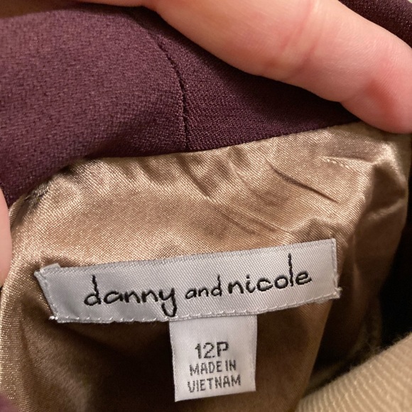 Suit - Women’s Danny and Nicole pantsuit - Picture 6 of 7